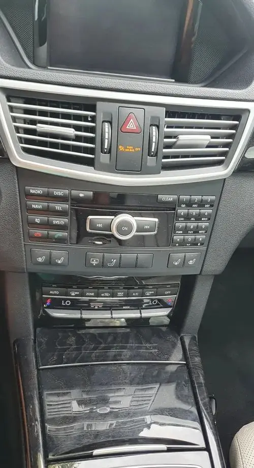 MERCEDES-BENZ Klasa E 