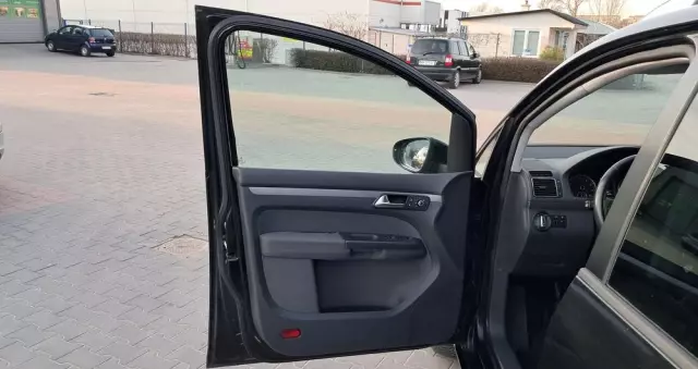 VOLKSWAGEN Touran 1.2 TSI BlueMot Comfortline