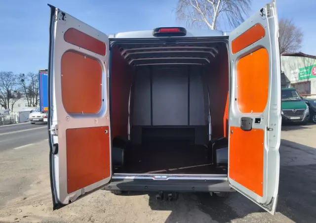 FIAT Ducato  Brygadówka 7 osób 