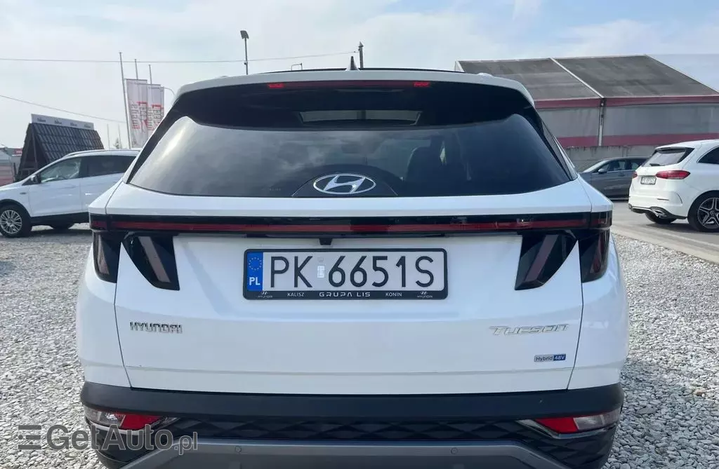 HYUNDAI Tucson 