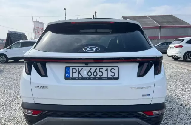 HYUNDAI Tucson 