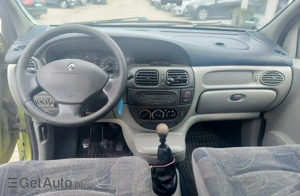 RENAULT Scenic 