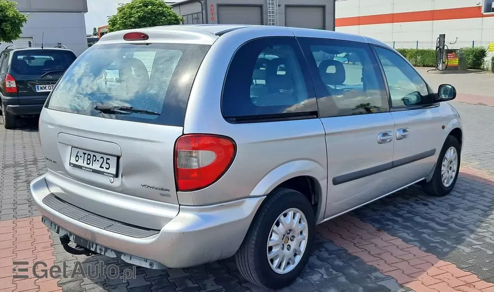 CHRYSLER Voyager 2.4 SE