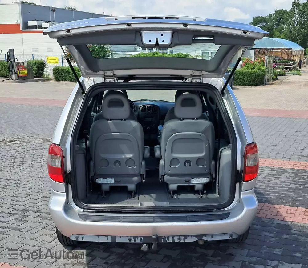 CHRYSLER Voyager 2.4 SE
