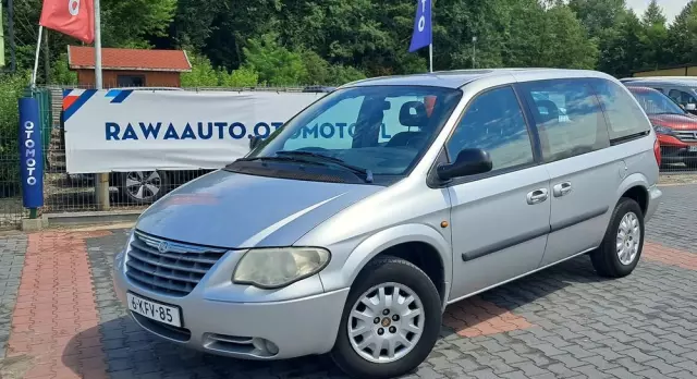 CHRYSLER Voyager 2.4 SE