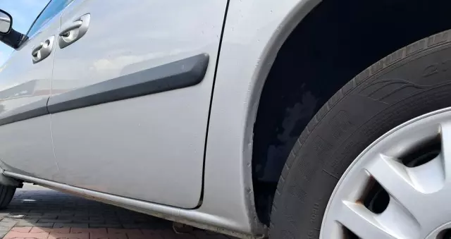 CHRYSLER Voyager 2.4 SE