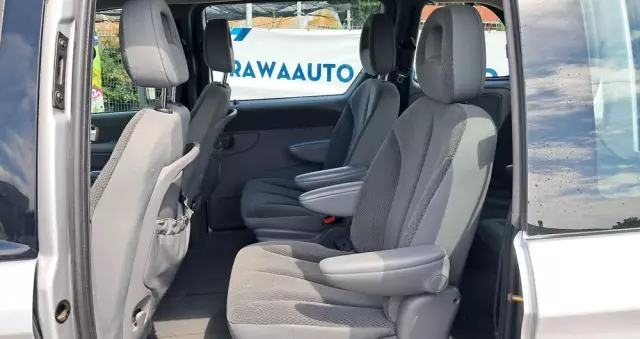 CHRYSLER Voyager 2.4 SE