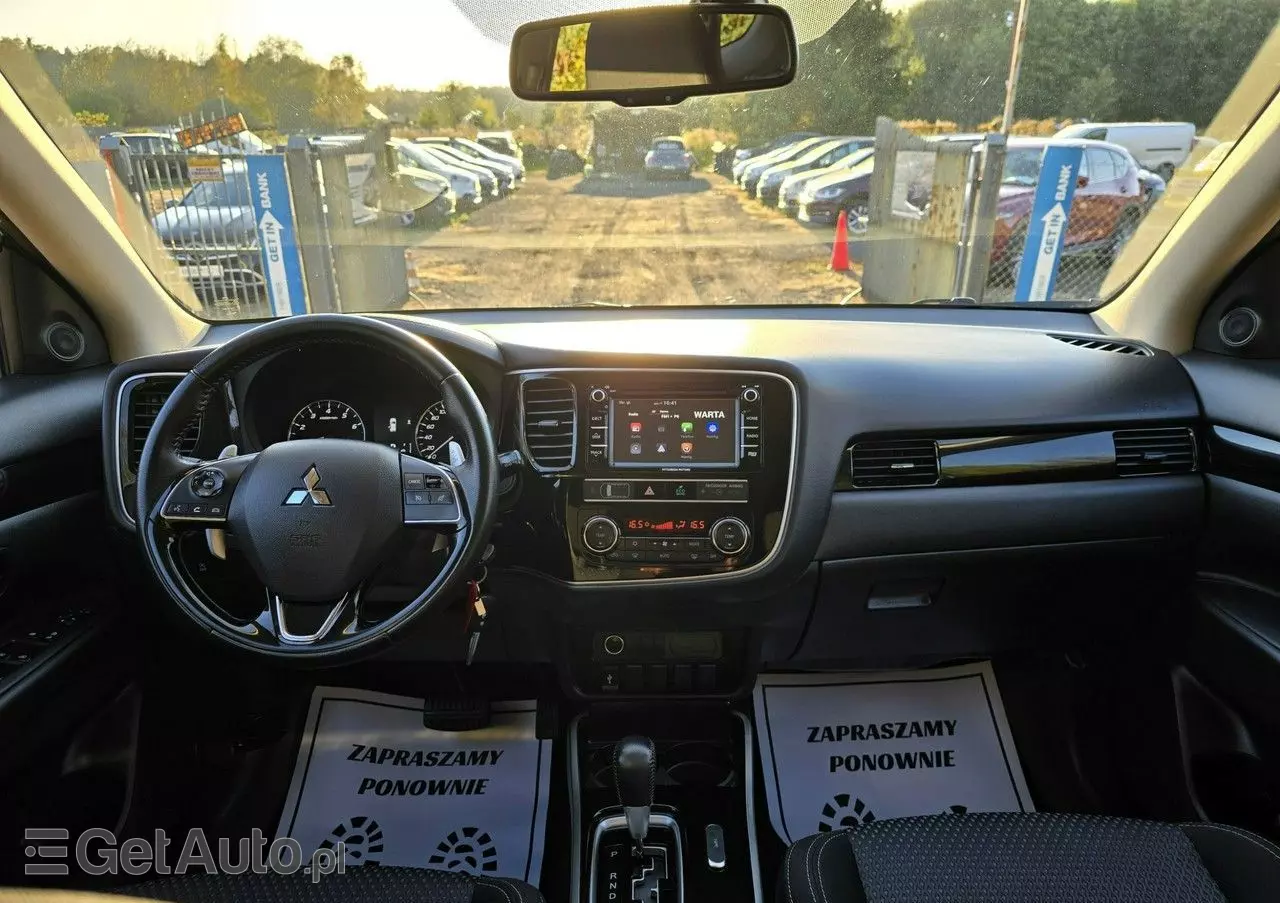 MITSUBISHI Outlander 2.0 2WD CVT Diamant Edition