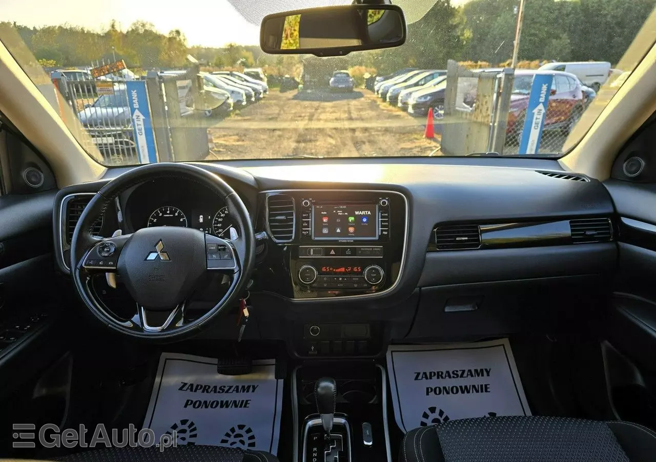 MITSUBISHI Outlander 2.0 2WD CVT Diamant Edition