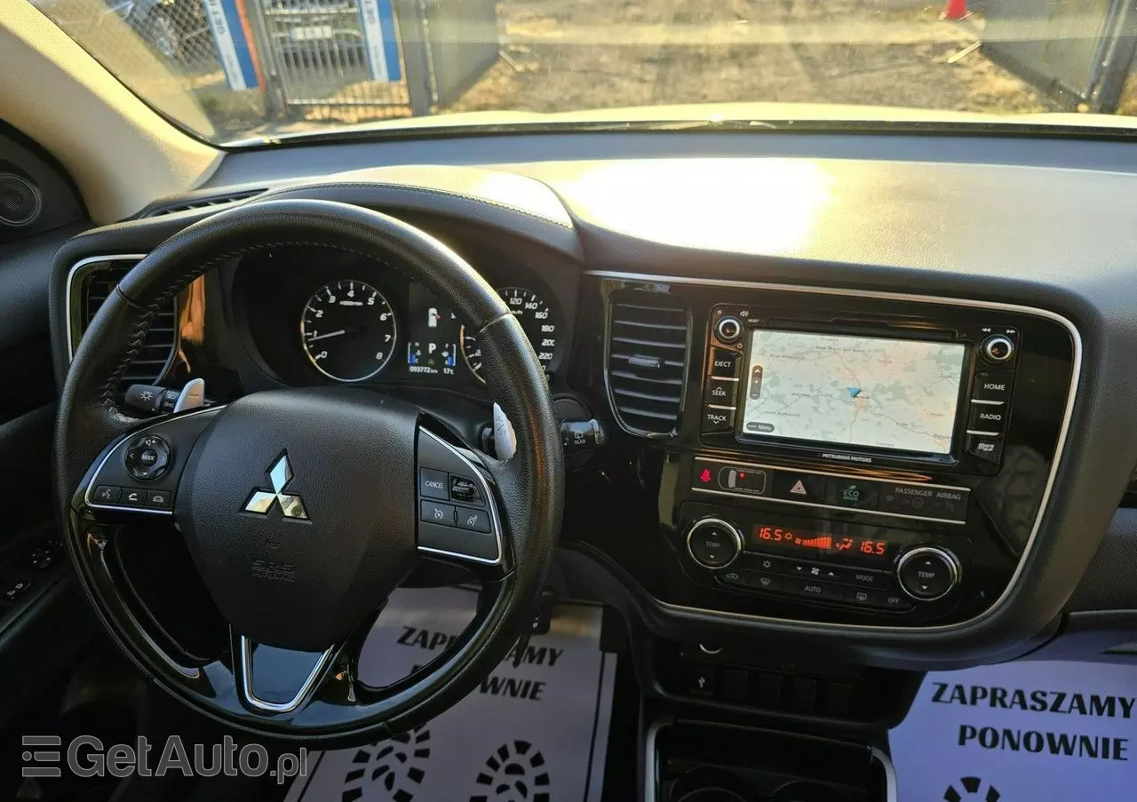 MITSUBISHI Outlander 2.0 2WD CVT Diamant Edition