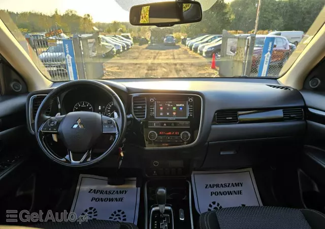 MITSUBISHI Outlander 2.0 2WD CVT Diamant Edition