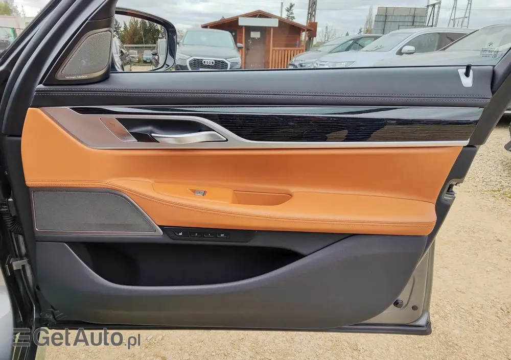 BMW Seria 7 740d xDrive sport