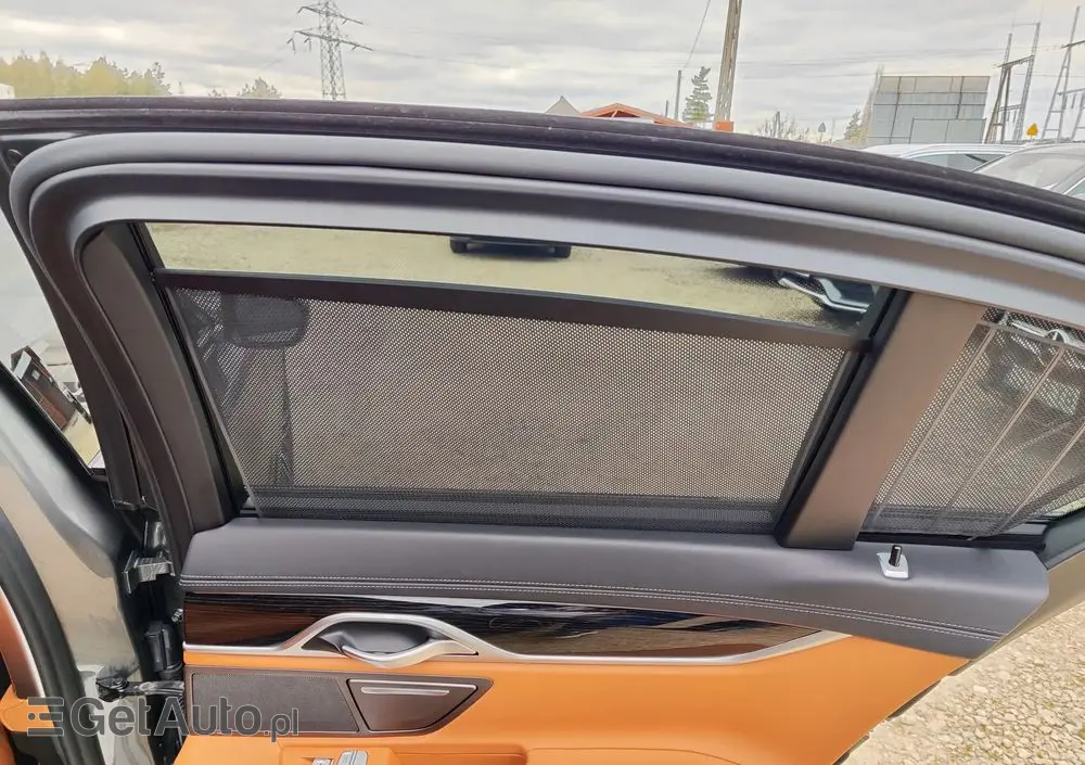 BMW Seria 7 740d xDrive sport