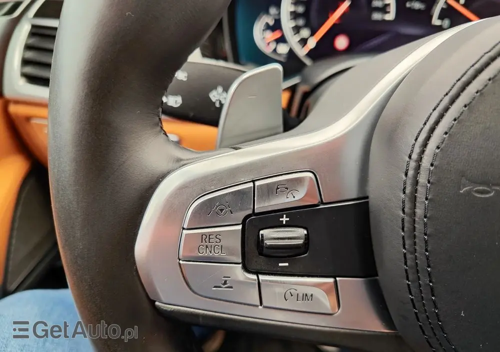 BMW Seria 7 740d xDrive sport