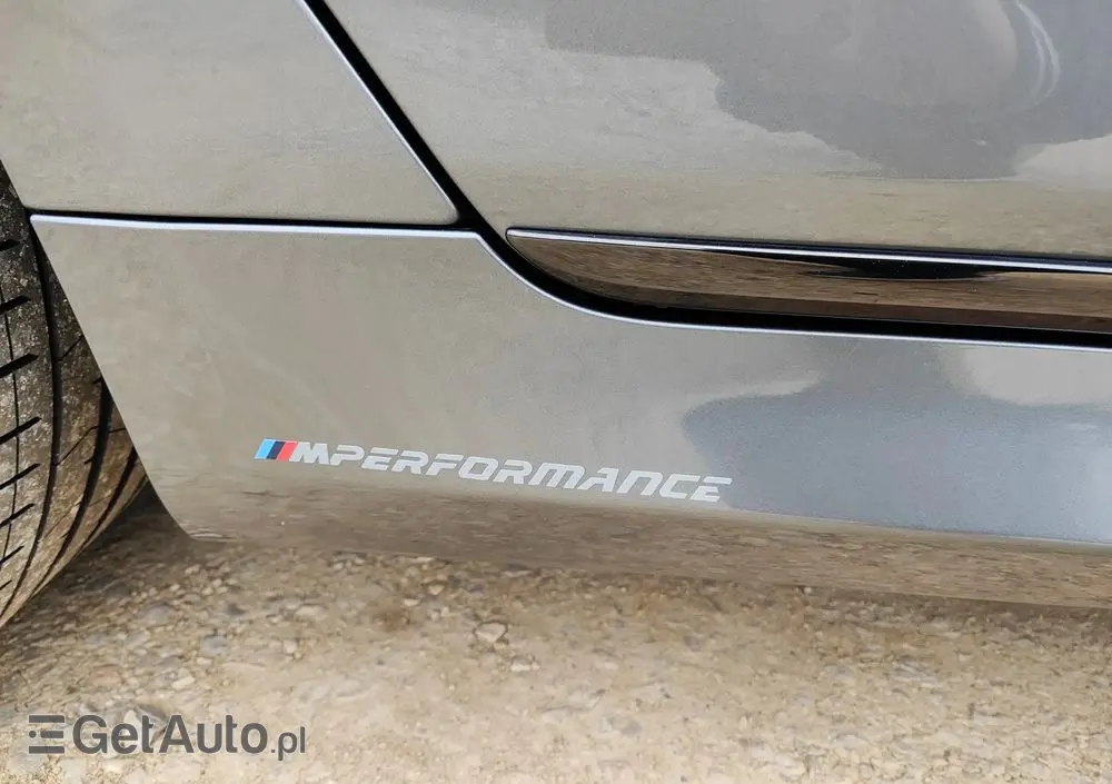 BMW Seria 7 740d xDrive sport