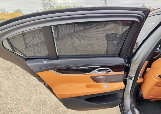 BMW Seria 7 740d xDrive sport