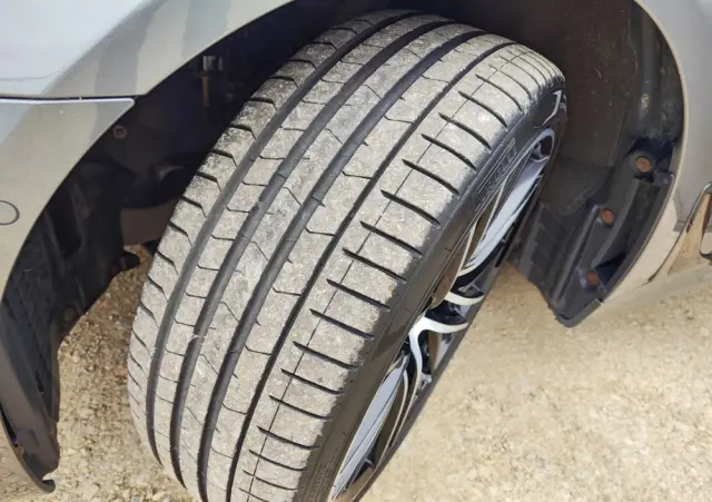 BMW Seria 7 740d xDrive sport