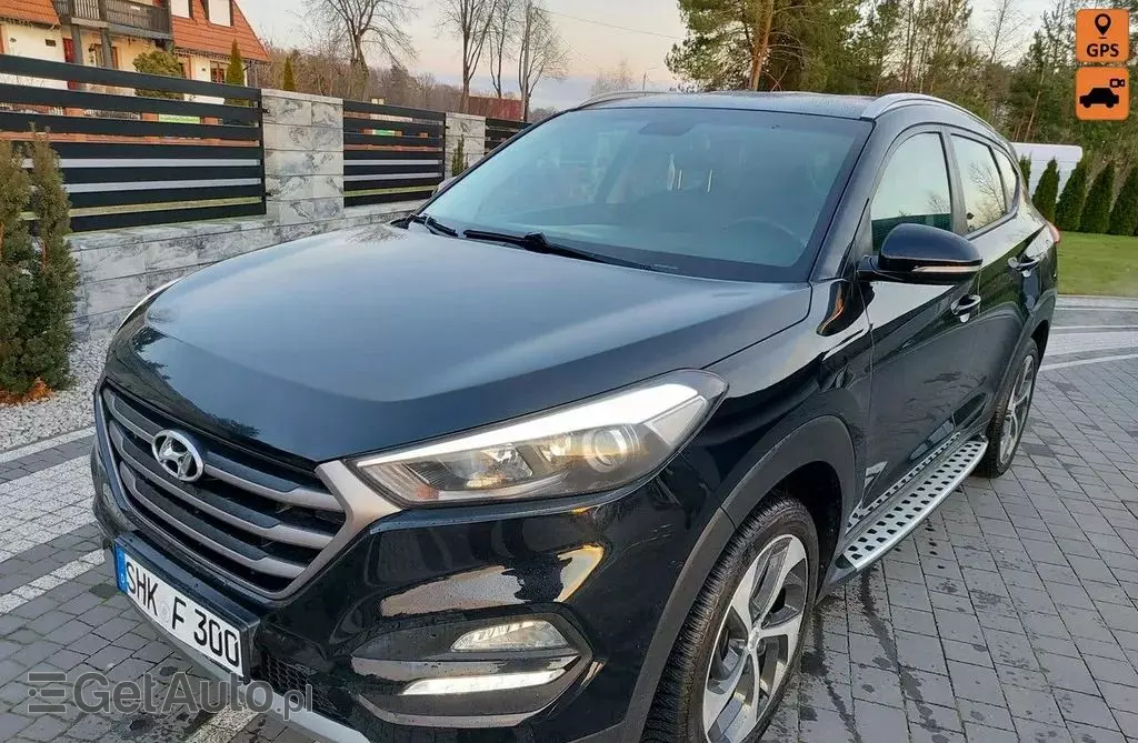HYUNDAI Tucson 