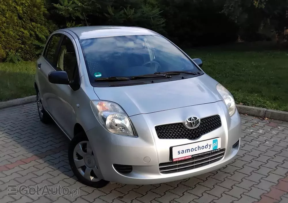 TOYOTA Yaris 1.3 VVT-i Cool