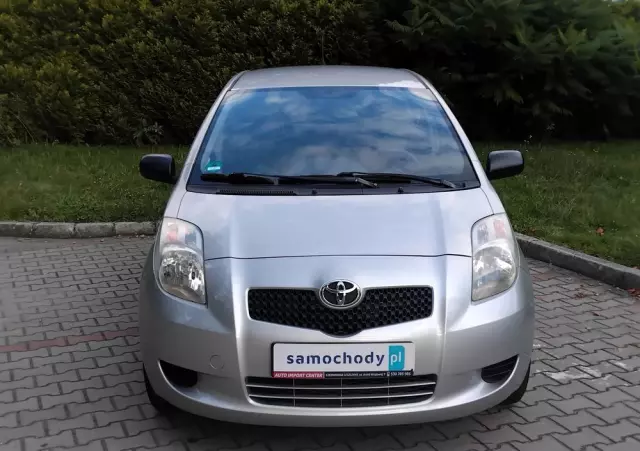 TOYOTA Yaris 1.3 VVT-i Cool