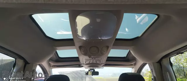 PEUGEOT Partner Tepee HDi FAP 115 Family