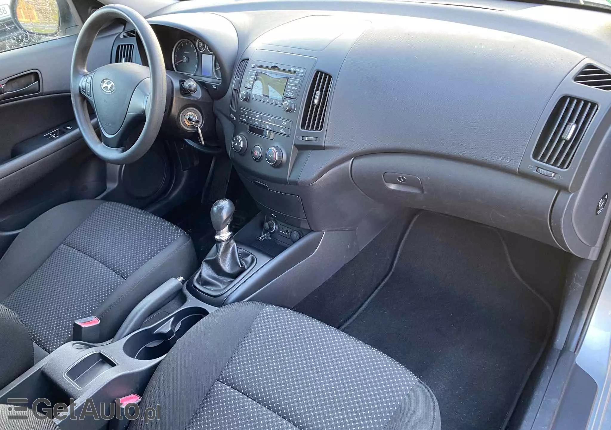 HYUNDAI I30 1.4 Classic +