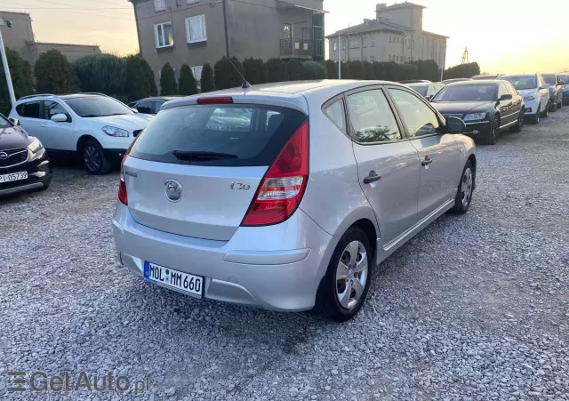 HYUNDAI I30 1.4 Classic +