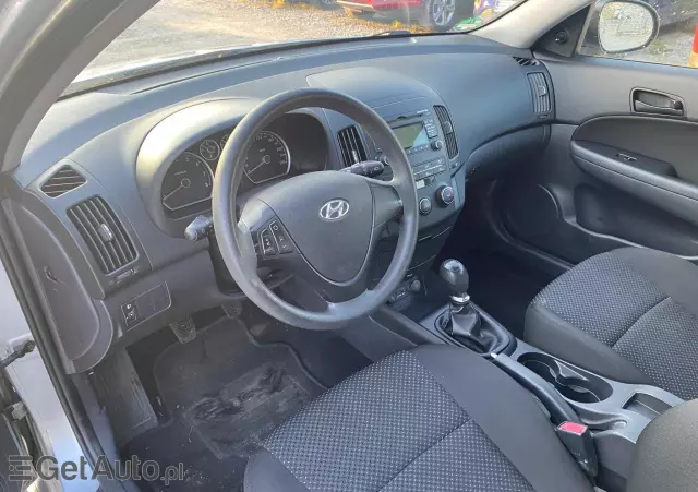 HYUNDAI I30 1.4 Classic +