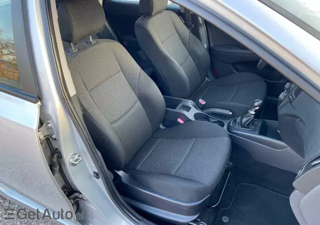 HYUNDAI I30 1.4 Classic +