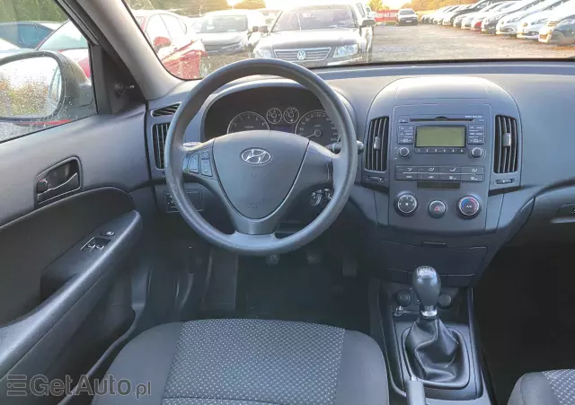HYUNDAI I30 1.4 Classic +