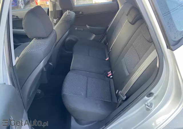 HYUNDAI I30 1.4 Classic +