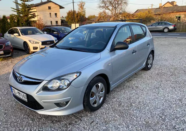HYUNDAI I30 1.4 Classic +