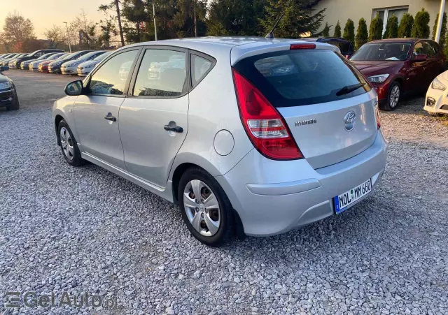 HYUNDAI I30 1.4 Classic +