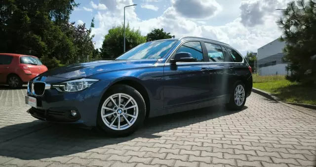 BMW Seria 3 Sport Line