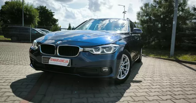 BMW Seria 3 Sport Line