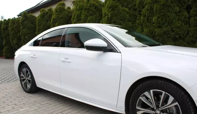 PEUGEOT 508 