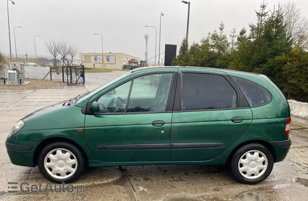 RENAULT Scenic 