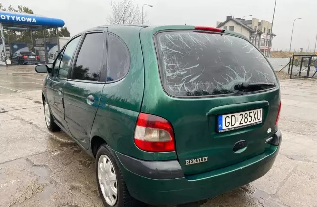 RENAULT Scenic 