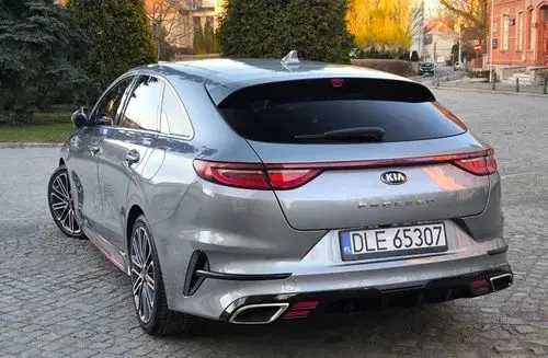 KIA Proceed 