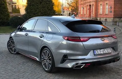 KIA Proceed 