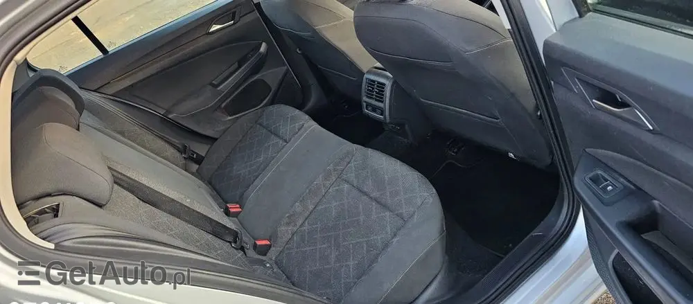 VOLKSWAGEN Golf VIII 2.0 TDI Life