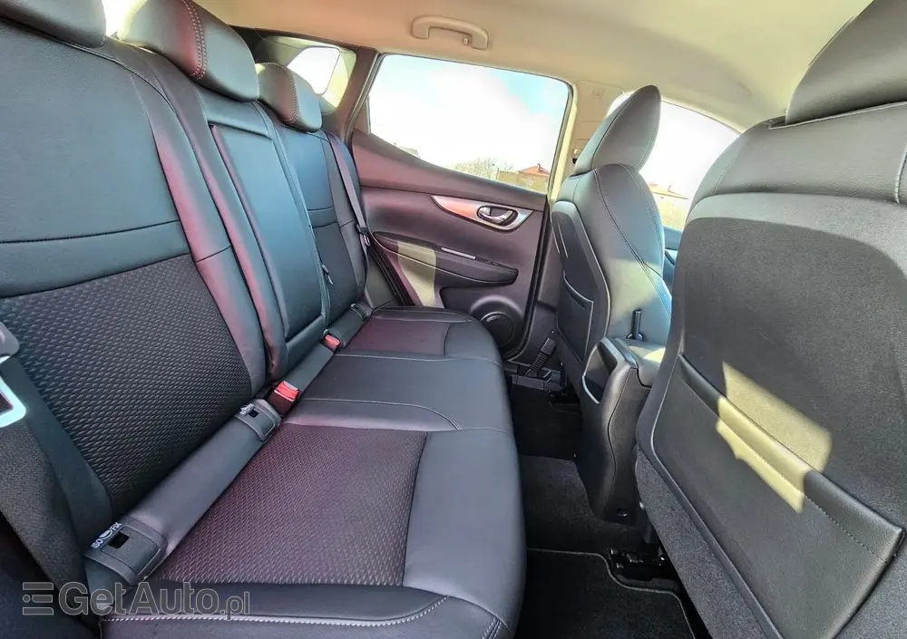 NISSAN Qashqai 1.6 DIG-T Tekna