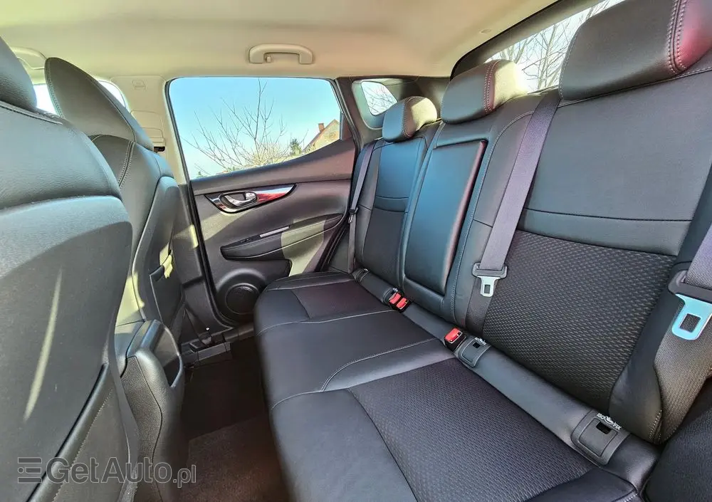 NISSAN Qashqai 1.6 DIG-T Tekna
