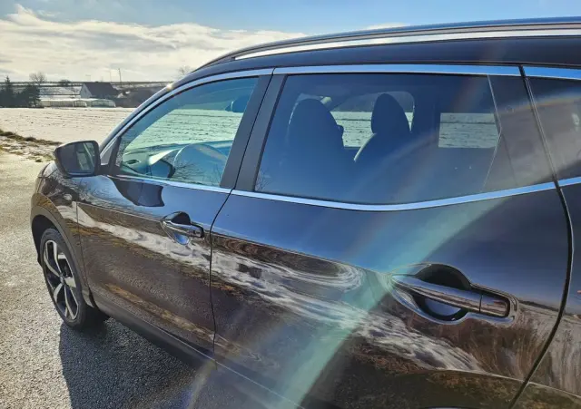 NISSAN Qashqai 1.6 DIG-T Tekna