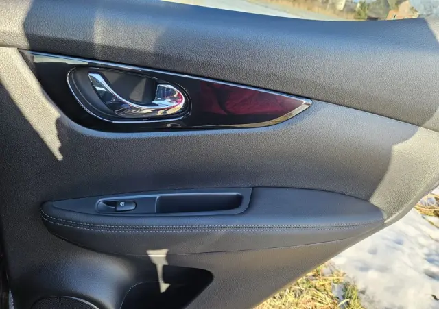 NISSAN Qashqai 1.6 DIG-T Tekna