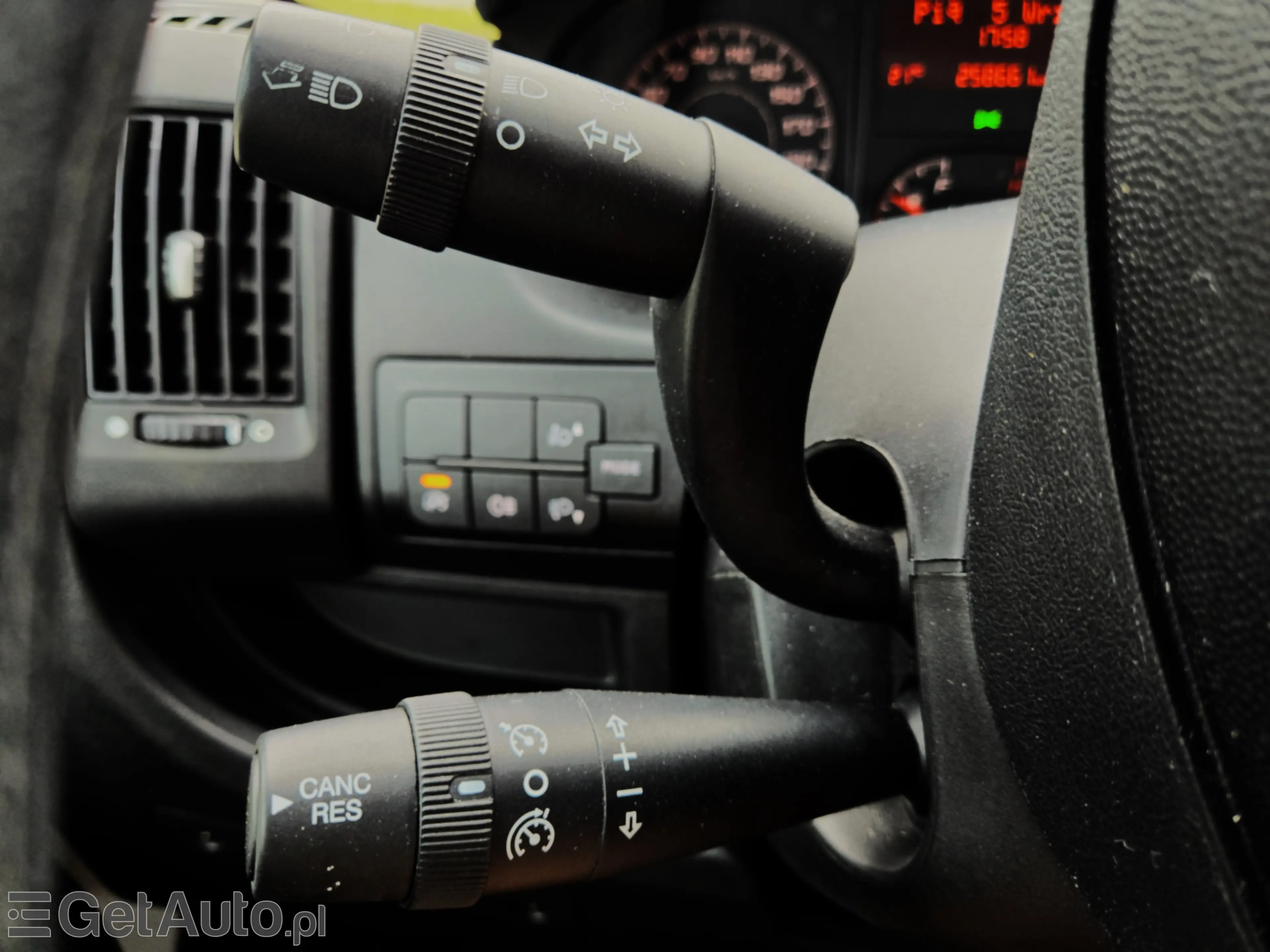 PEUGEOT Boxer 330 L2H2