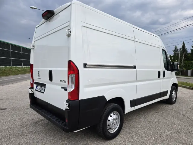 PEUGEOT Boxer 330 L2H2