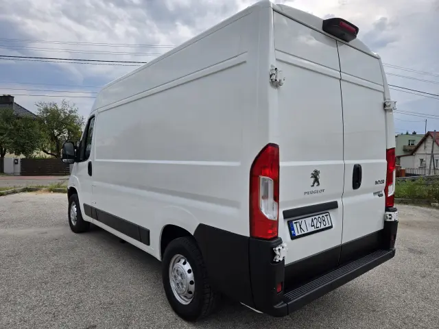 PEUGEOT Boxer 330 L2H2