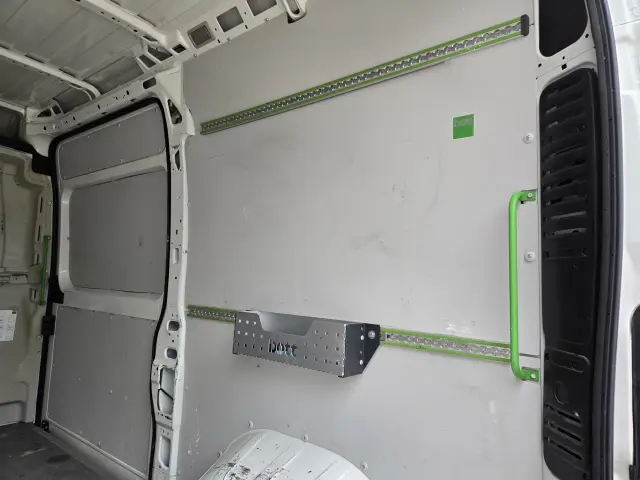 PEUGEOT Boxer 330 L2H2