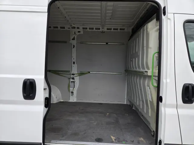 PEUGEOT Boxer 330 L2H2